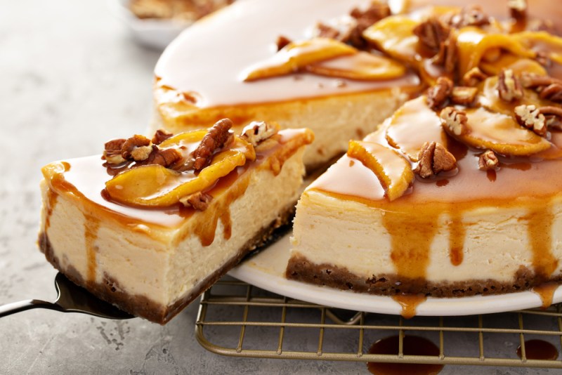 Caramel apple cheesecake