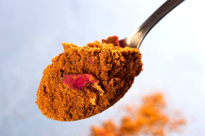 Ras el hanout spices mix texture: paprika, cumin,coriander,cardamom, cinnamon,cloves, nutmeg, pepper