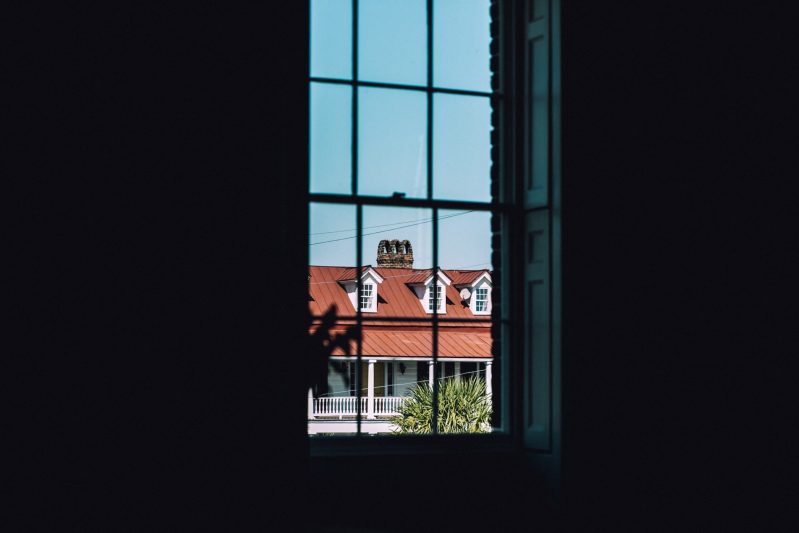 closeup photography of window